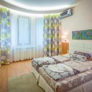 High Tech - Luxurious Sofia