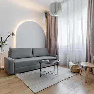 Old Town - Quiet 1br Bucarest
